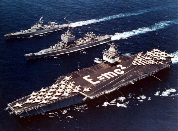 Zespół Task Force 1 - lotniskowiec USS Enterprise oraz krążowniki USS Long Beach i USS Bainbridge