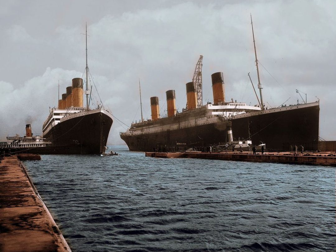 RMS Olympic i RMS Titanic (po prawej) w Belfaście