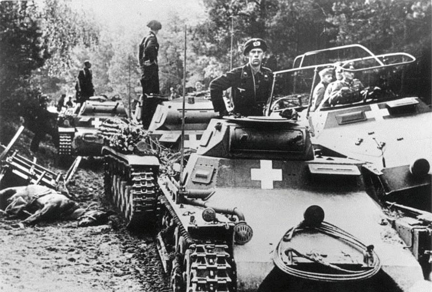 Niemieckie czołgi PzKpfw I miały porównywalne parametry do polskich tankietek TK i TKS