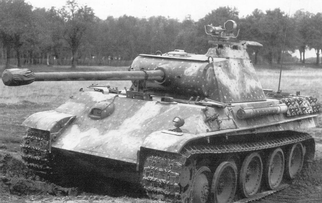 Czołg PzKpfw V Panther z systemem noktowizyjnym