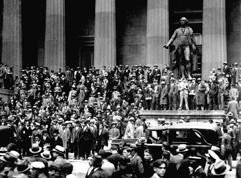 Tłumy na Wall Street po upadku Giełdy 24 października 1929 roku