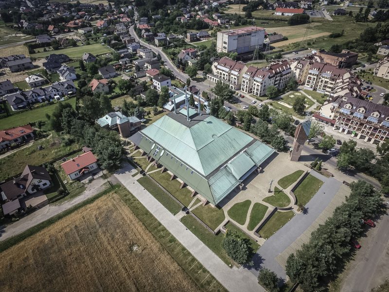 Kościół Ducha Świętego w Tychach (fot. Igor Snopek/Architektura VII Dnia)