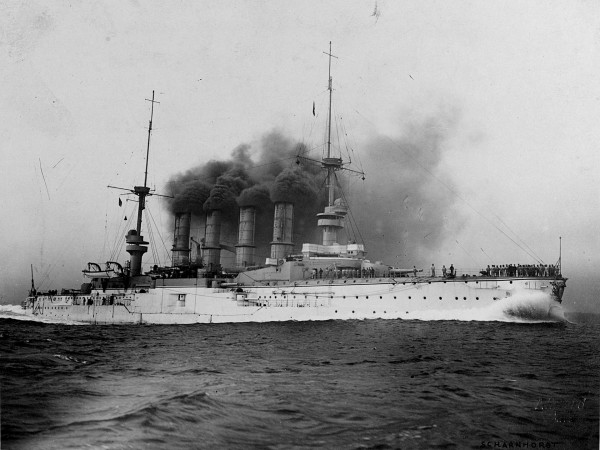 Niemiecki krążownik pancerny SMS Scharnhorst