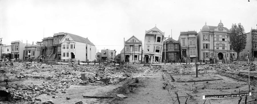 Ruiny domów na South Van Ness Avenue 9 maja 1906 roku