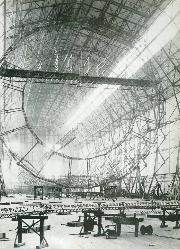 Hindenburg w trakcie budowy
