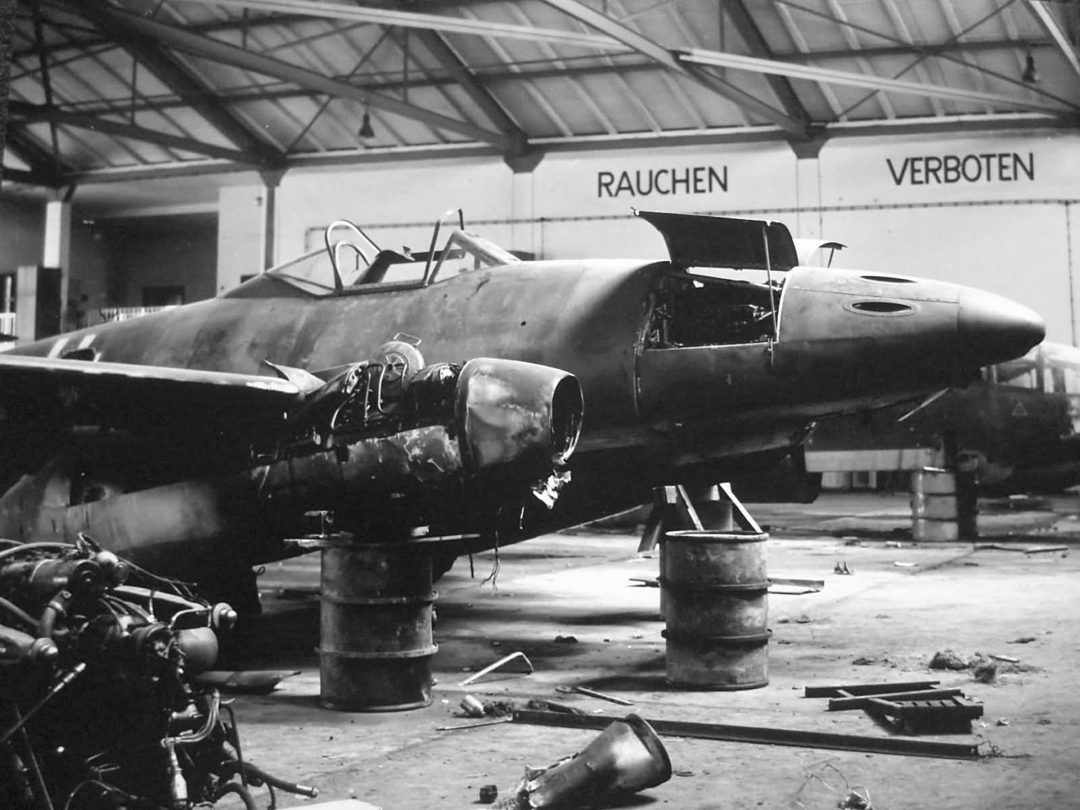 Zniszczony Me 262