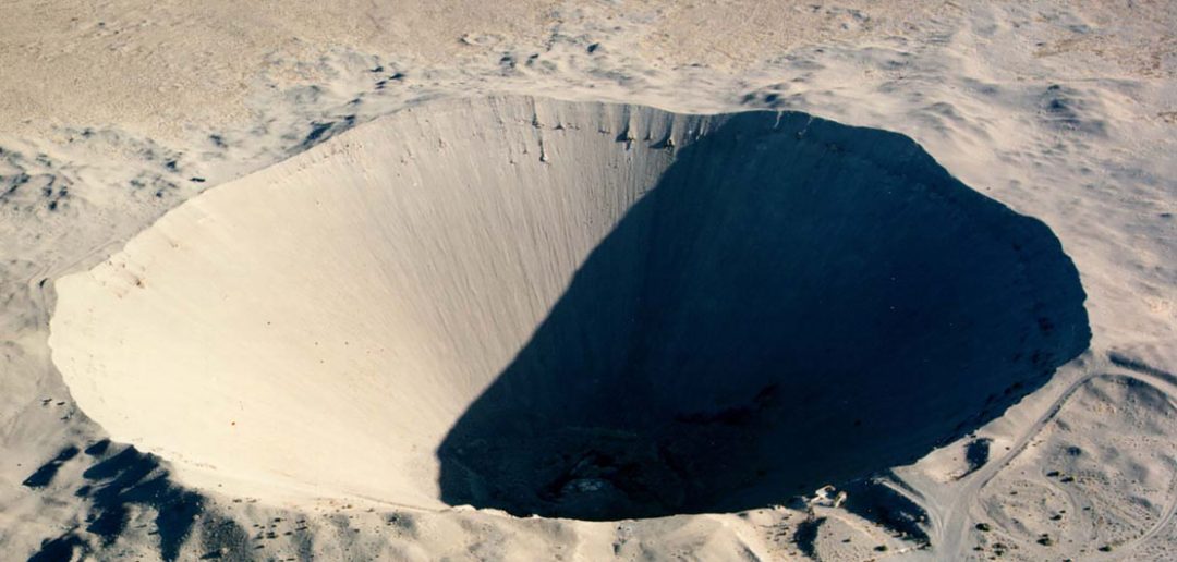 Krater Sedan - największy krater na świecie