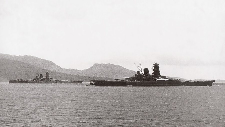 Jedyne zdjęcie przedstawiające pancerniki Yamato i Musashi razem