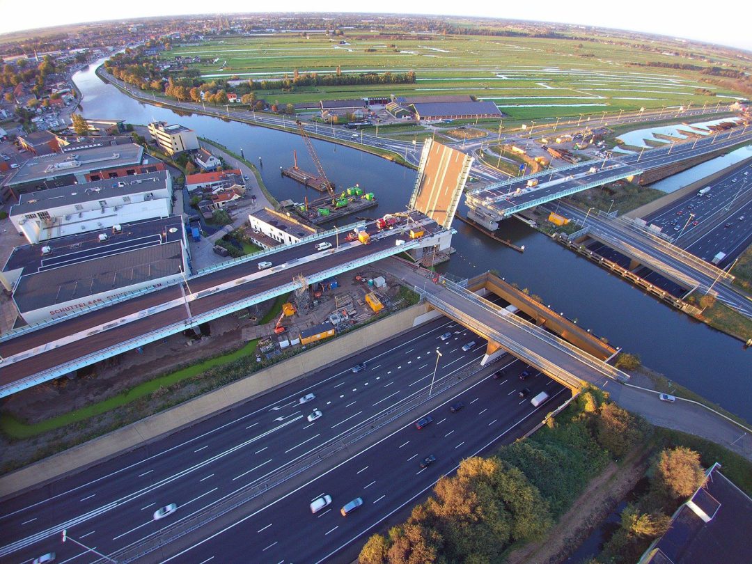 Most Amalia w październiku 2016 roku (fot. Chris Stegehuis)
