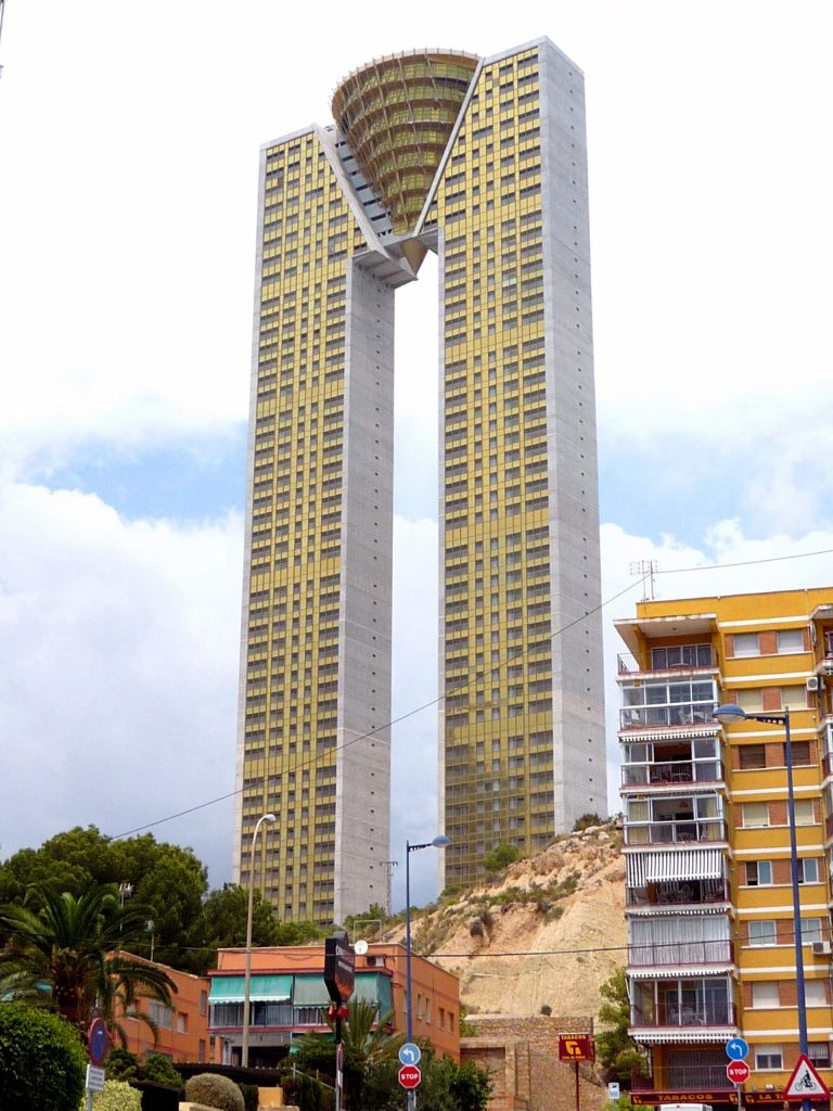 Wieżowiec Intempo (fot. Zarateman/Wikimedia Commons)