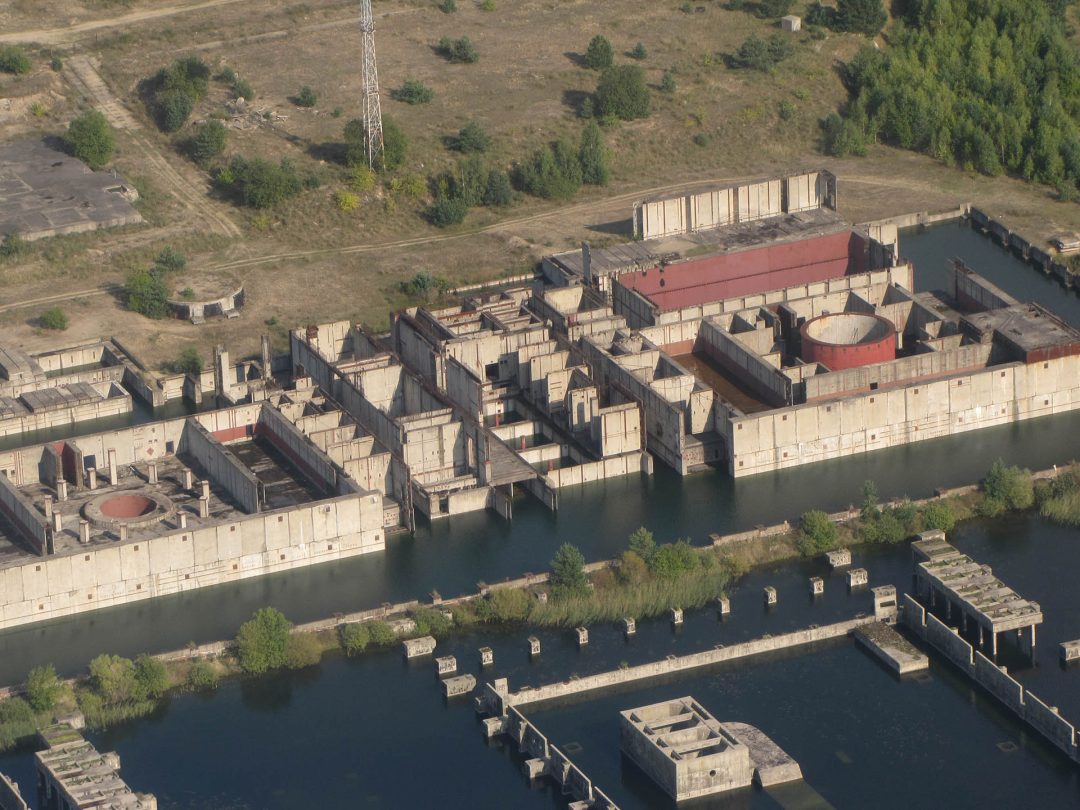 Pozostałości Elektrowni Jądrowej Żarnowiec (fot. mapio.net)