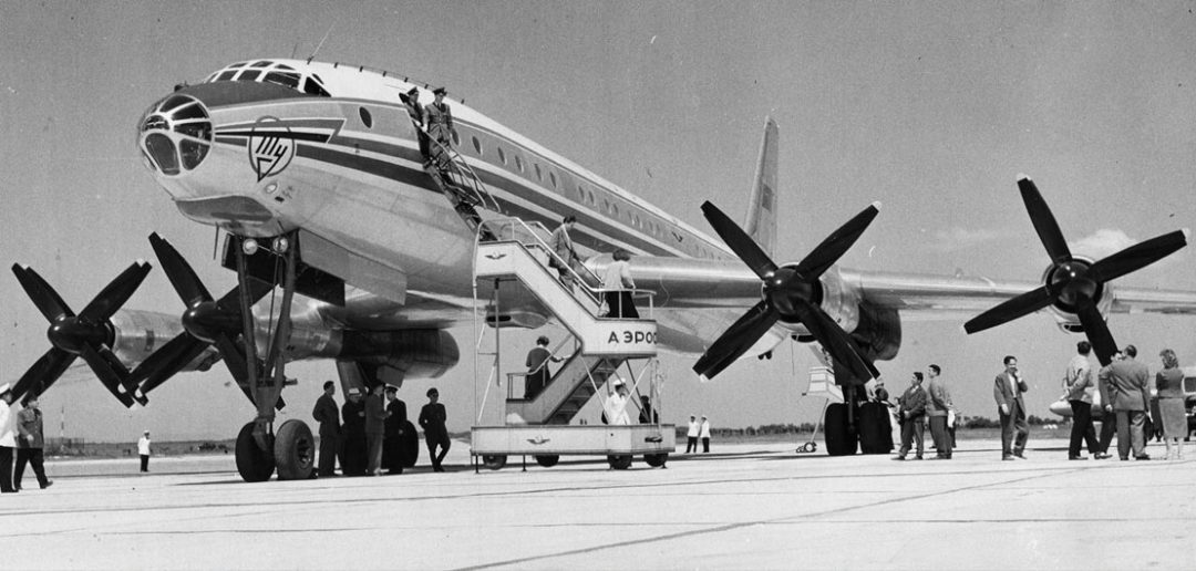 Radzieckie długodystansowe samoloty pasażerskie Tu-114 i Tu-116