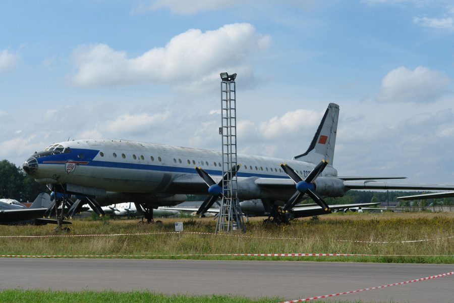Tupolew Tu-114 (fot. Bernhard Gröhl)