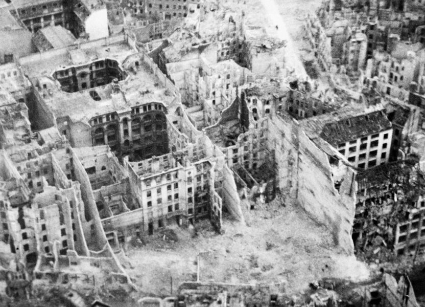 Ruiny Berlina w 1945 roku