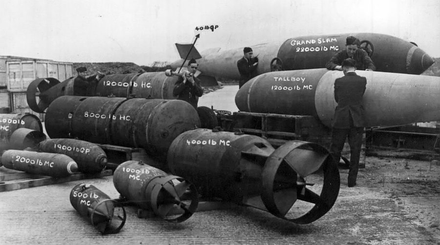 Przegląd brytyjskich bomb według wagi (w funtach)