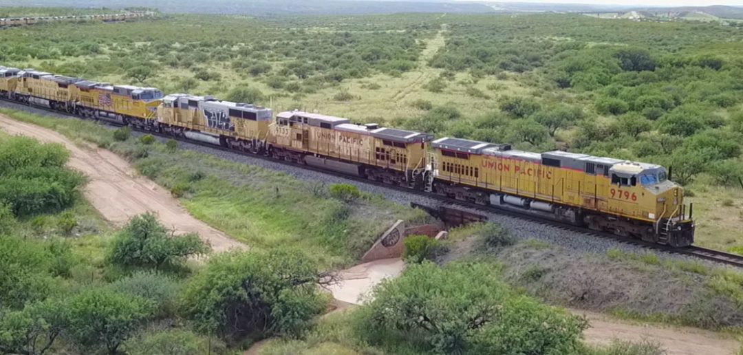 (Prawie) porzucone lokomotywy w Arizonie - film