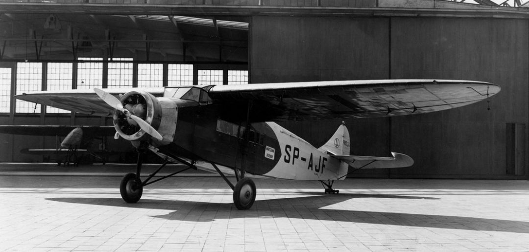 PWS-24 - pierwszy polski seryjnie produkowany samolot pasażerski