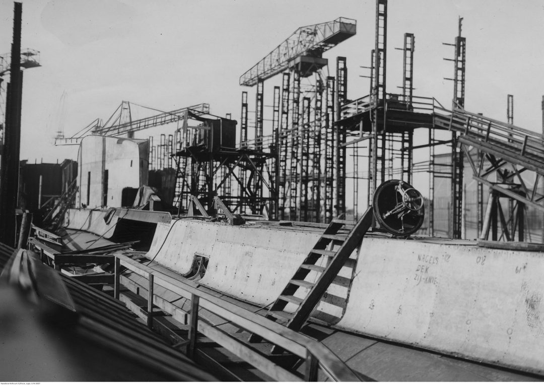 ORP Orzeł podczas budowy (fot. NAC)