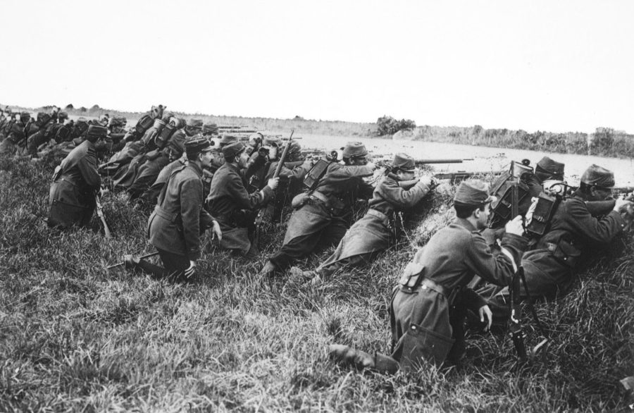 Francuscy żołnierze podczas I wojny światowej (prawdopodobnie w 1914 roku)