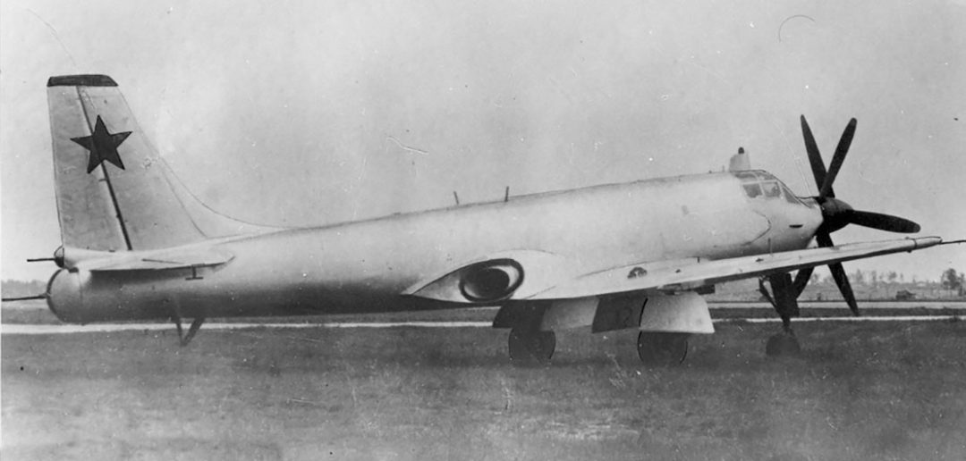 Tupolew Tu-91 - prototypowy, radziecki, pokładowy samolot szturmowy