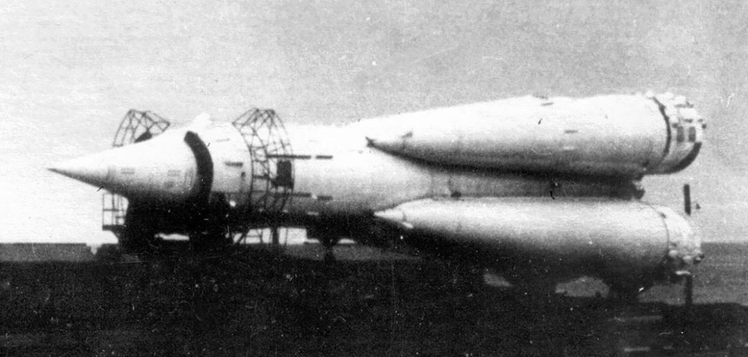 R-7 "Semiorka" - pierwszy radziecki międzykontynentalny pocisk balistyczny