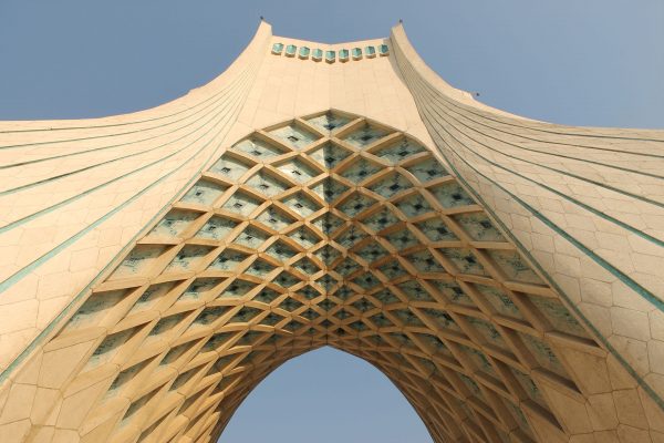 Wieża Wolności w Teheranie (fot. Wikimedia Commons)