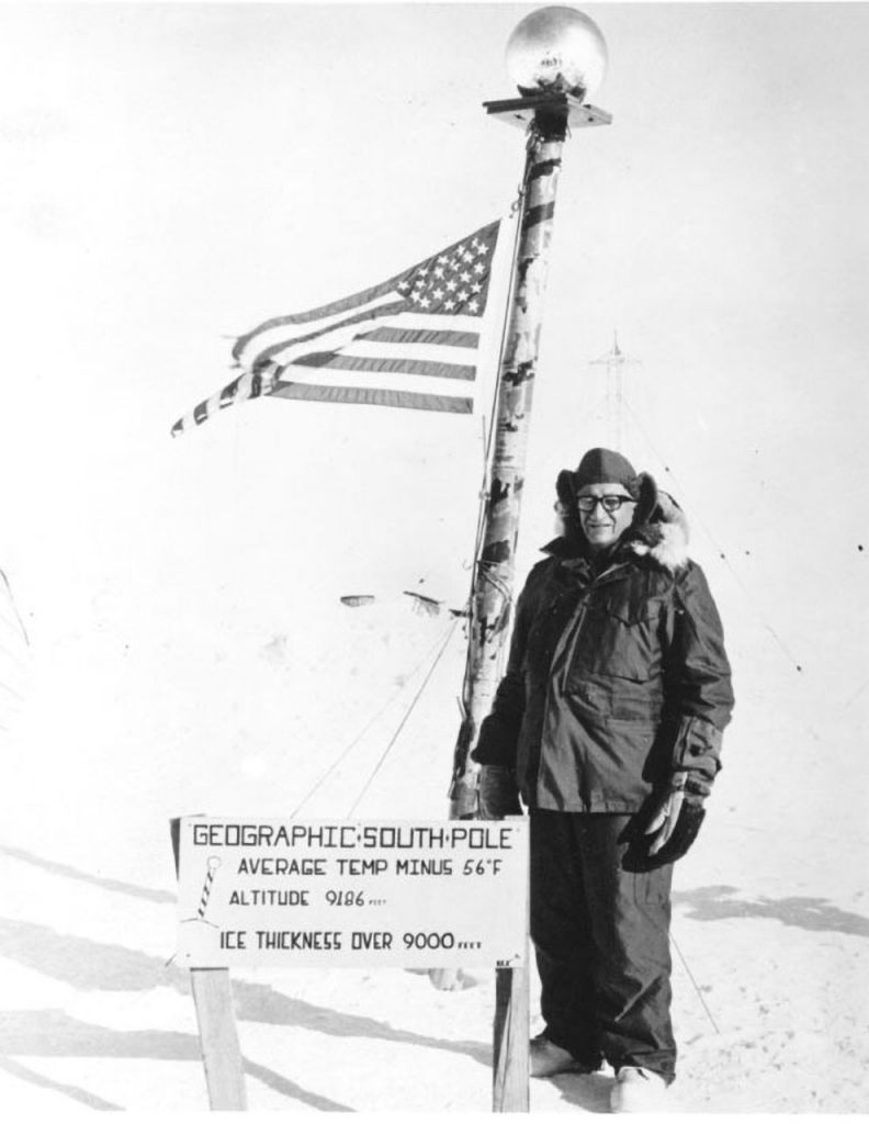 Talbert Adams podczas wyprawy w ramach operacji Deep Freeze 