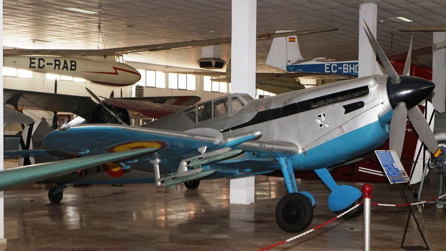 Hispano Aviación HA-1112M1L (fot. Johnny Comstedt)