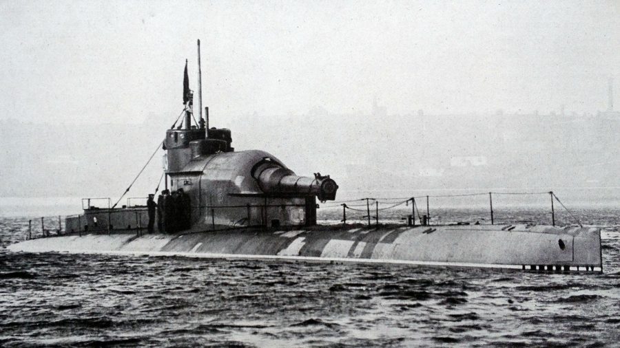 Jeden z okrętów typu M