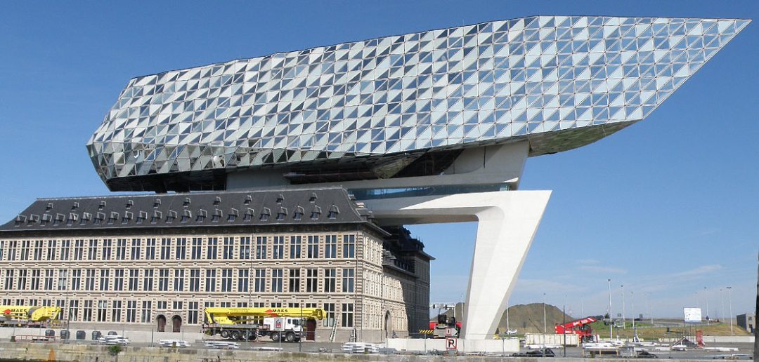 Niesamowity budynek Zarządu Portu w Antwerpii