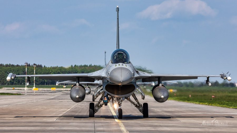 Lockheed Martin F-16C Jastrząb (4066) i (4065) (fot. Michał Banach)