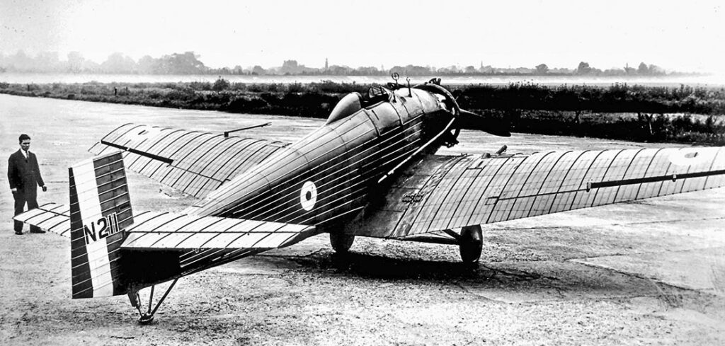 Eksperymentalny myśliwiec Vickers Vireo