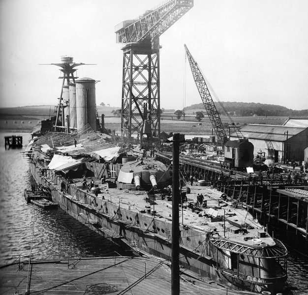 HMS Tiger podczas budowy