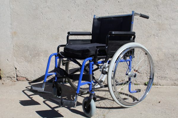 Współczesny wózek inwalidzki