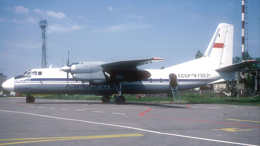 Antonow An-24 podobny do porwanej maszyny (fot. Alain Durand)