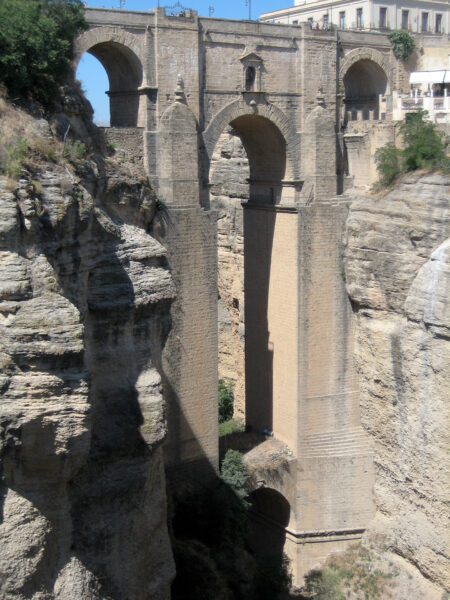Puente Nuevo (fot. Judas6000/Wikimedia Commons)