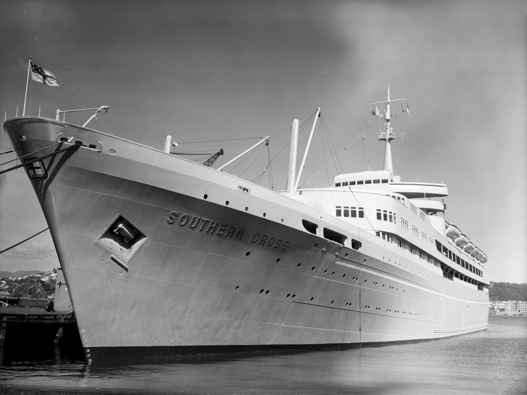 SS Southern Cross (fot. William Hall Raine)
