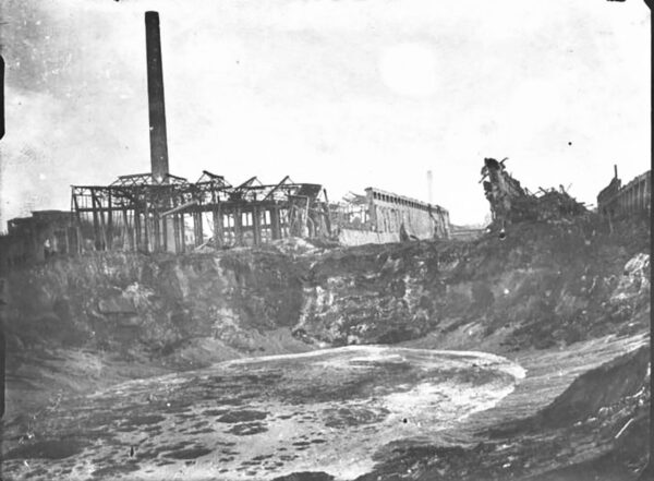 Ruiny zakładu w Oppau po eksplozji