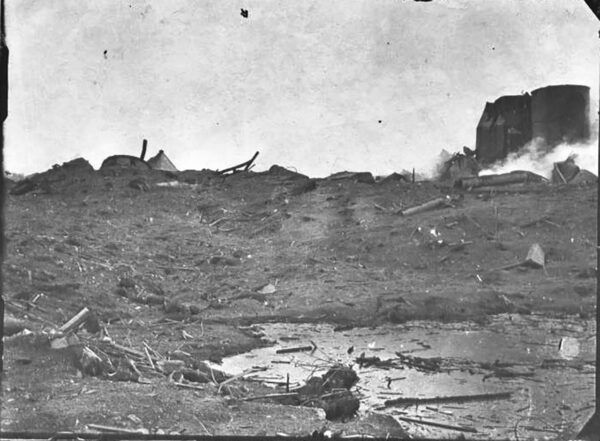 Ruiny zakładu w Oppau po eksplozji