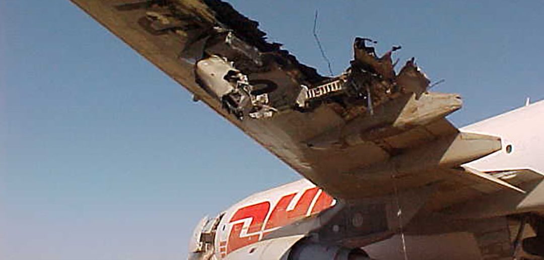 Lot bez hydrauliki - Airbus A300 (OO-DLL) uszkodzony nad Bagdadem (2003)