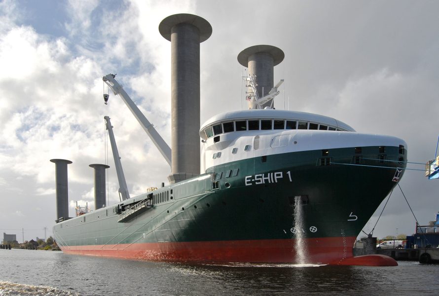E-Ship 1 (fot. Carschten/Wikimedia Commons)