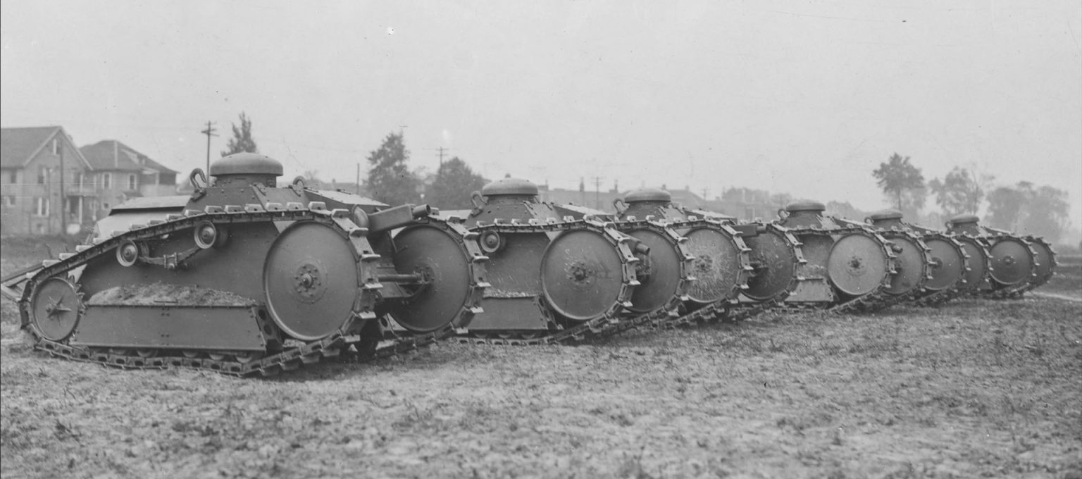 Skromne początki - Ford 3-ton M1918 - mini czołg i ciągnik