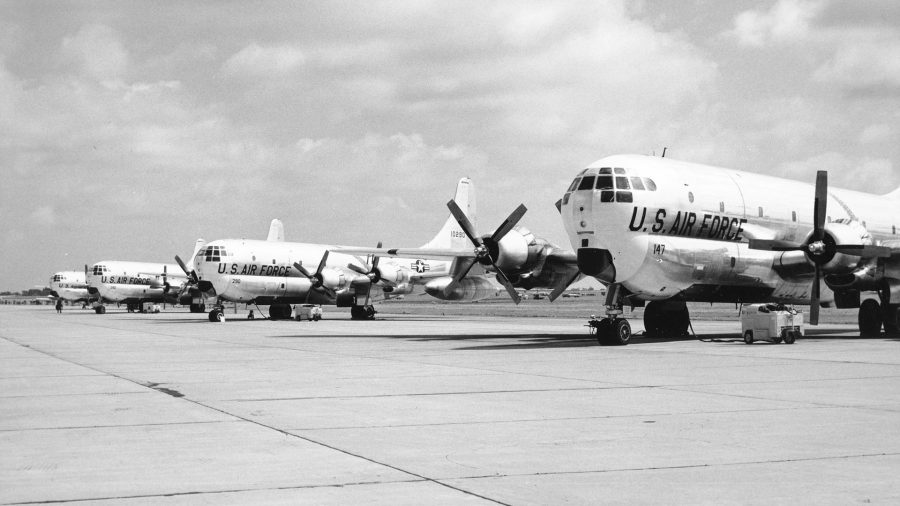 Boeing KC-97 Stratofreighter (fot. Missouri State Archives)