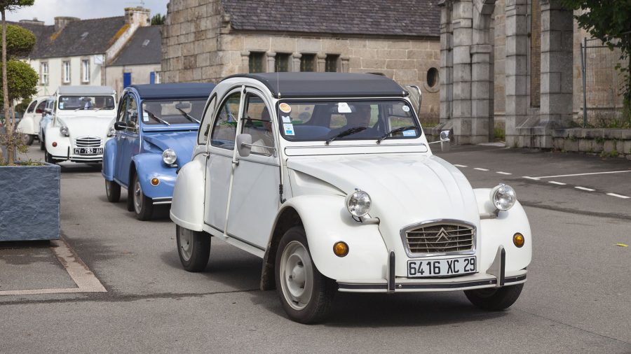 Citroën 2CV (fot. Christophe Coat/depositphotos.com)